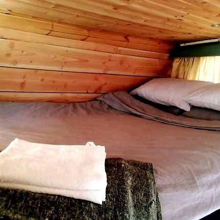 Truck & Pod Creative Nature Retreat. バントリー エクステリア 写真