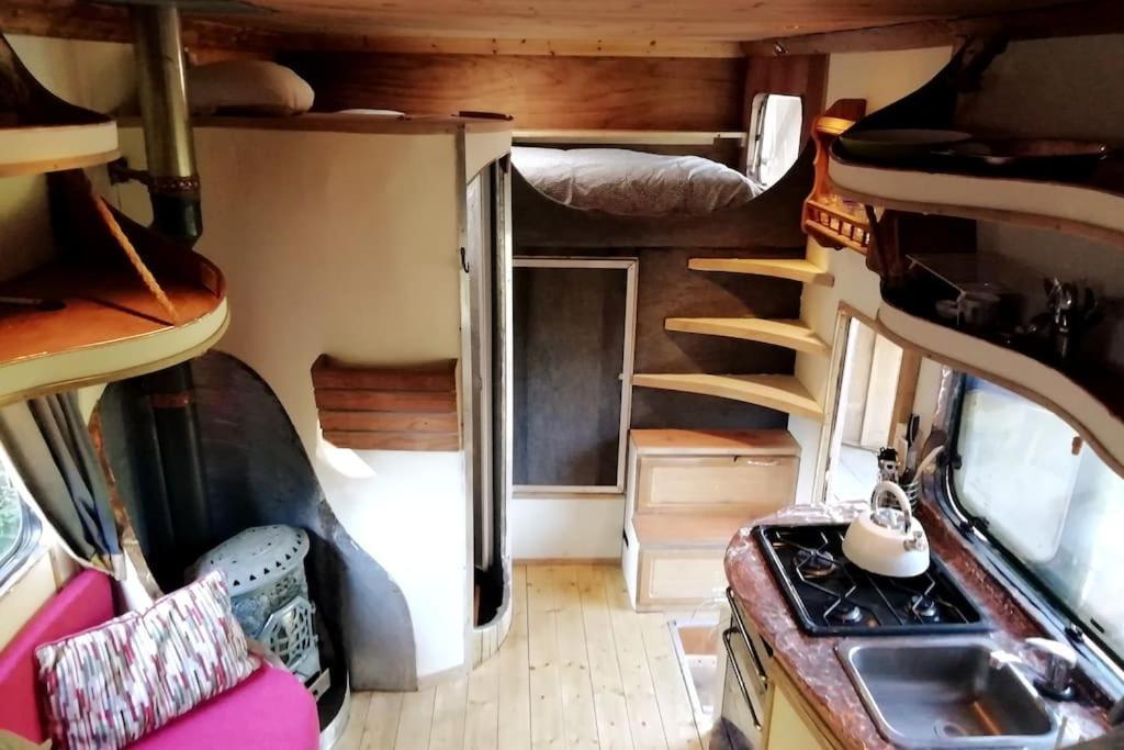 Truck & Pod Creative Nature Retreat. バントリー エクステリア 写真